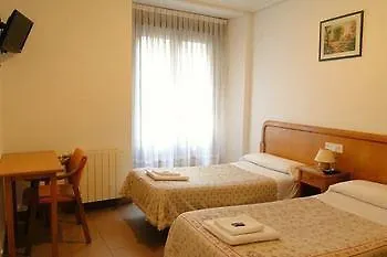 ** Hotel Pension Mendez II Bilbao Spain